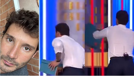 Stefano De Martino, il gesto mai visto prima ad Affari Tuoi. Cos'è successo, il video