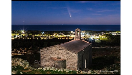 La Cometa Tsuchinshan-Atlas e l'Abbazia di San Mauro, uno spettacolo cosmico nel cuore del Salento