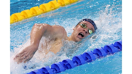 Nuoto, Leon Marchand firma il nuovo record del mondo nei 200 misti