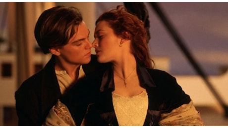 Giornata mondiale del bacio: da Titanic a Top Gun, quelli più romantici che hanno fatto la storia del cinema