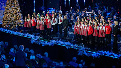 Concerto di Natale 2024 in Vaticano, gli artisti sul palco stasera su Canale 5