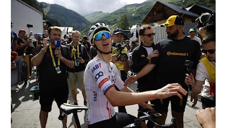 Tour de France, Pogacar stupisce ancora sul Galibier. E 'dribbla' anche una marmotta. VIDEO
