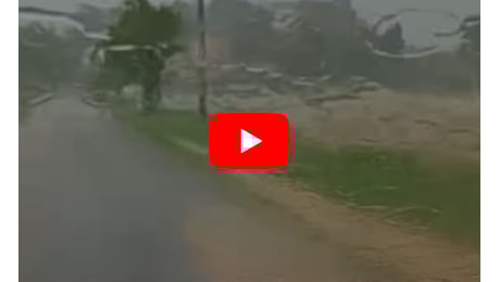 Meteo: Nubifragio a Modena, strade allagate a Castelvetro, il Video