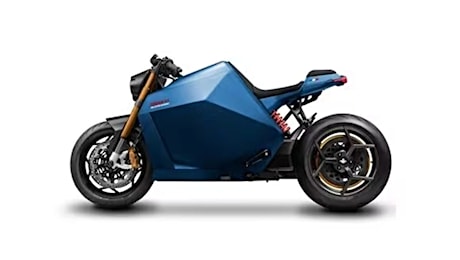 Presentata la moto elettrica più potente al mondo, a produrla è un'azienda italiana: da 0 a 100 km/h in meno di 3 secondi