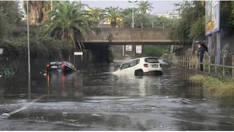 Nubifragio devastante in Sicilia: città sommerse dall'acqua