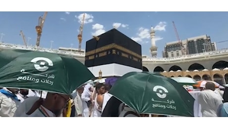 MONDO - Strage di pellegrini a La Mecca: 1301 persone muoiono per il caldo (fino a 52 gradi)