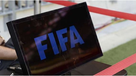 TOP NEWS ore 21 - La FIFA ha assegnato i Mondiali 2030 e 2034. Via alla serata Champions