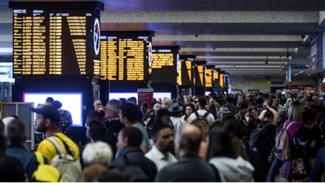 L’Italia paralizzata. Treni fermi per ore a Roma. Salvini: colpa di un chiodo: Sospesa la ditta coinvolta