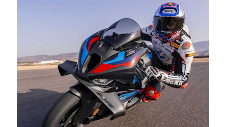 Superbike, BMW svela nuova M 1000 RR: con Toprak caccia al bis