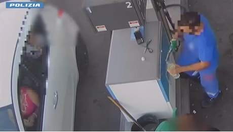 Fuoco a una 26nne per fidanzatino conteso,video acquisto benzina