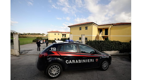 Ancona, il 15enne suicida subiva atti di bullismo