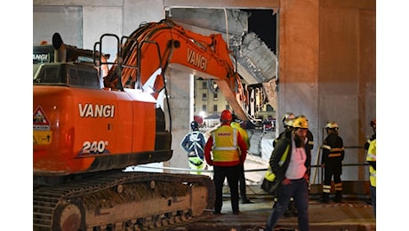 Crollo Firenze, disposte dal Gip tre misure cautelari. Ai domiciliari titolare 'Rdb.Ita', due ingegneri interdetti