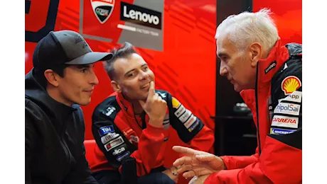 MotoGP, Marc Marquez nel box Ducati factory: Il re non è eterno