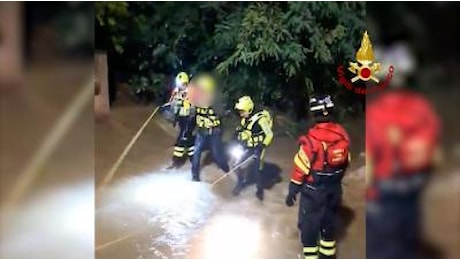 MALTEMPO TOSCANA: SQUADRE AL LAVORO A PISA E LIVORNO. STANOTTE SOCCORSE 15 PERSONE MINACCIATE DALL'ACQUA