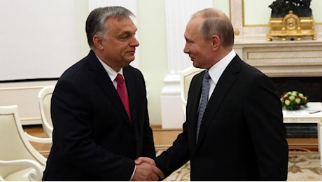 Viaggi non concordati, il governo Ue diserterà i vertici di Orbán