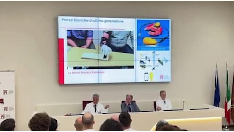 Padova, protesi bioniche per gli arti amputati: la dimostrazione video