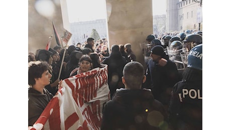 Violenze in piazza a Torino, Nordio: I giudici siano severi. E scoppia la bufera