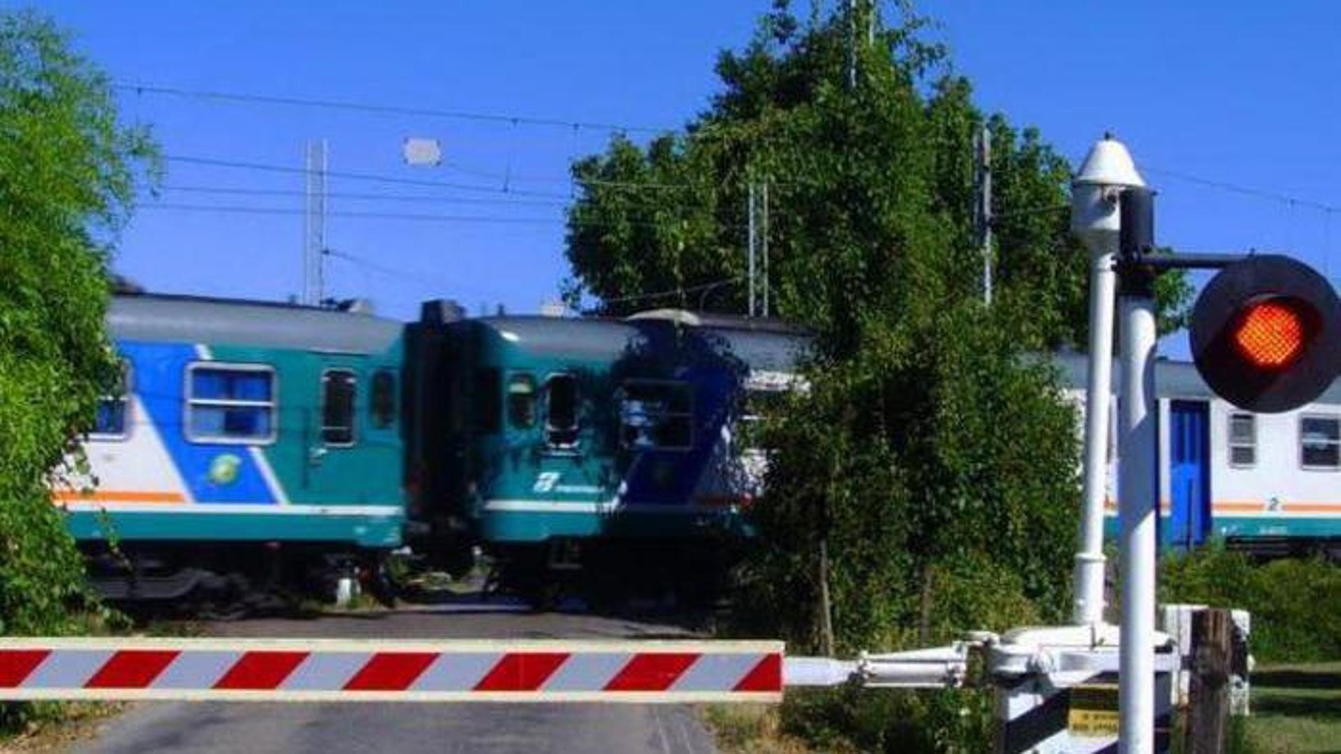 Padova, Investita A 12 Anni Da Un Treno Merci: è Gravissima (yvjk)