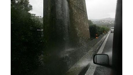 Maltempo: riaperta A10 tra Varazze e Arenzano dopo allagamenti