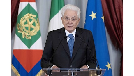 Mattarella: occupazione cresce ma restano fasce di bassi salari