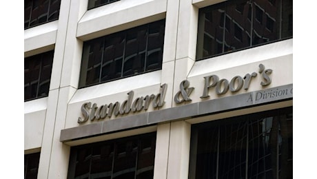 S&P conferma rating Italia: outlook stabile, crescita all'1%