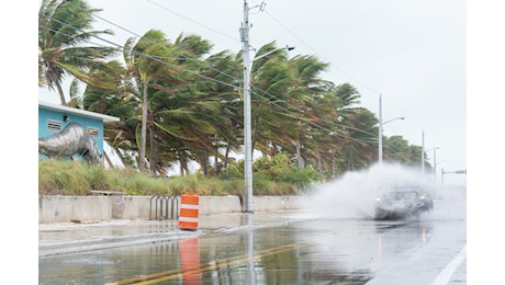 La devastazione dell'uragano Milton sulla Florida, tra tornado e mareggiate