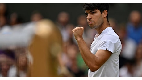 Tennis: Alcaraz è ancora il re di Wimbledon, Djokovic si arrende in finale