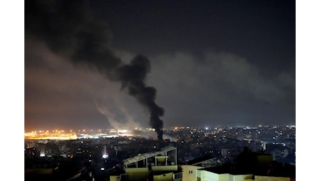 Israele teme Hamas e rafforza la sicurezza per il 7 ottobre, Teheran ferma i voli per la notte