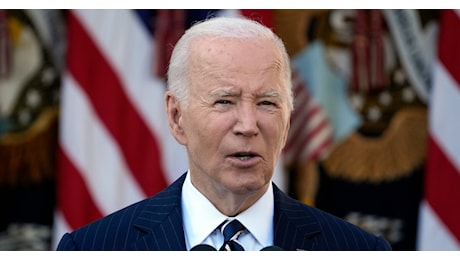 Ucraina, Biden autorizza Kiev a usare i missili a lungo raggio per colpire in Russia: “Messaggio deterrente alla Corea del Nord”