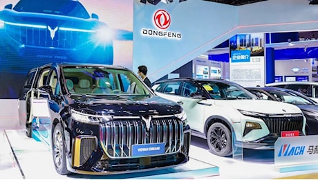 Auto, la cinese Dongfeng in trattative avanzate per uno stabilimento in Italia. Chi è la società che è anche azionista di Stellantis