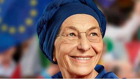 Emma Bonino ricoverata da ieri per problemi respiratori. I medici: «Ora sta meglio, risponde bene alle cure»