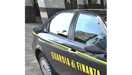 Gdf Catanzaro arresta donna in flagranza di reato di estorsione