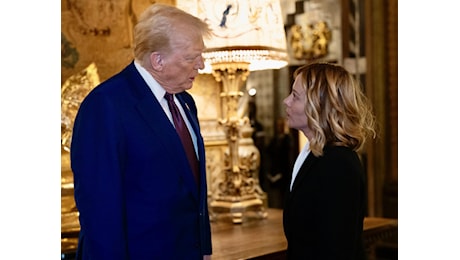 Sono soddisfatta: Meloni dopo l'incontro con Trump a Mar-a-Lago per la liberazione di Cecilia Sala