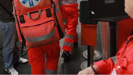 Metro rossa ferma a Loreto: mattina di disagi