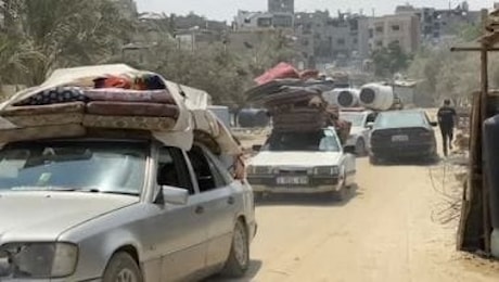 Palestinesi in fuga da Khan Younis, 30 morti a Deir el-Balah