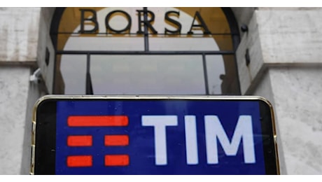 Borse Ue in calo con occhi su dati macro e banche centrali. Tim corre ancora