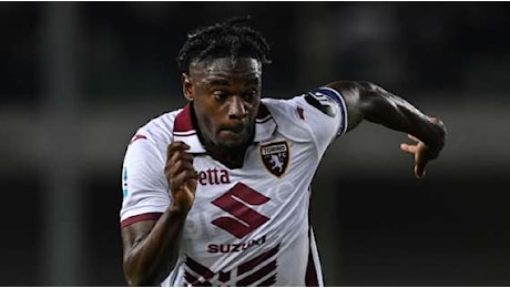 Torino, Zapata: Grazie per il supporto anche ai tifosi dell’Inter. Domani farò gli esami