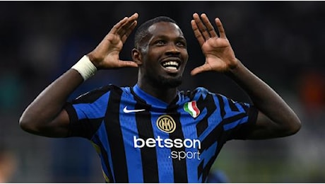 Tre gol e un rosso: Thuram show, Maripan un disastro. Inter-Torino 2-1 all'intervallo