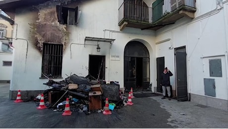 Incendio in una portineria nel centro di Torino: morta una 25enne