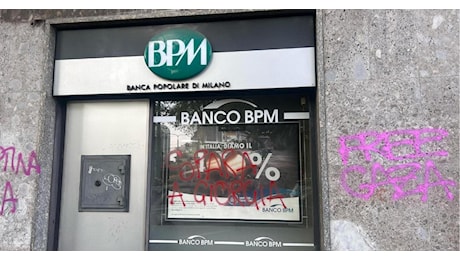 Milano, in migliaia al corteo pro-Palestina. Denunciati 6 manifestanti