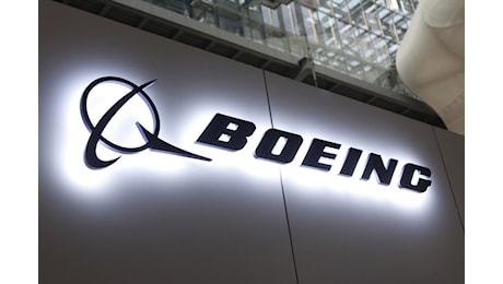 Boeing, rating a rischio junk anche per S&P. Lo sciopero dei dipendenti ostacola la ripresa del gigante dei cieli