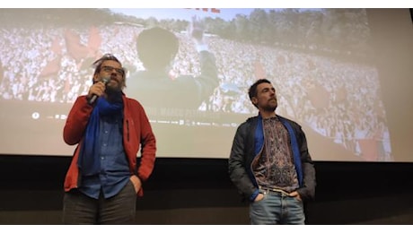 Bari, Elio Germano in sala per «La Grande Ambizione»: «Il mio Berlinguer? Politico, come la vita»