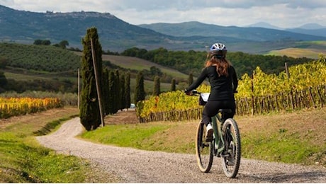 Ciclabili e cammini dei pellegrini, verso il Giubileo l’Italia guarda al turismo sostenibile