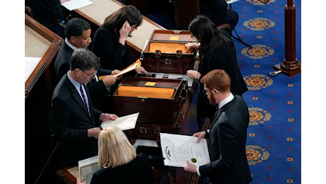 Capitol Hill quattro anni dopo, transizione pacifica per Trump