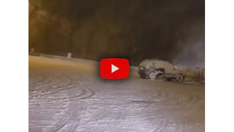 Meteo: Maltempo e neve in Puglia, paesaggio imbiancato sul Gargano; il Video