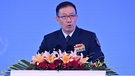 Cina, il ministro della Difesa Dong Jun finisce sotto inchiesta per corruzione