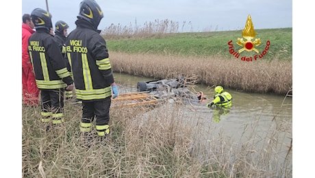 Auto cade dalla FiPiLi, un automobilista deceduto