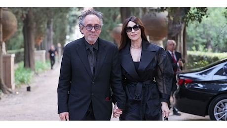 La dedica di Monica Bellucci a Tim Burton: L'amore a sessant'anni, un incontro di anime