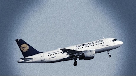 Quando Lufthansa lanciò la sua compagnia in Italia, ma fallì per le low cost, il Frecciarossa e la politica