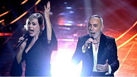 Sanremo, i Jalisse di nuovo esclusi brindano sui social: “Ventotto no, un record”